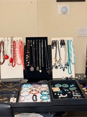 Huge vintage to modern Estate Jewelry Lot
